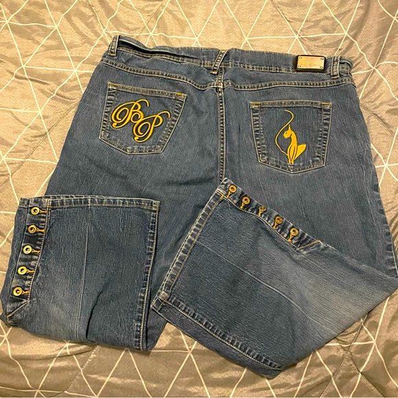 Baby Phat Denim - Vintage Plus Size Baby Phat Capri Jeans Size 18